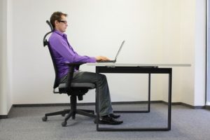 Tips to optimize work space to reduce shoulder and neck pain