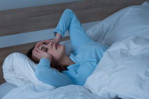 ways to deal with insomnia naturally