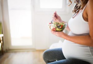 Ways to maintain healthy lifestyle during pregnancy 