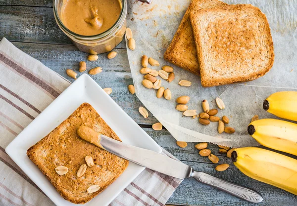 Healthy Ways to Eat Peanut Butter
