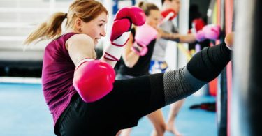 How to Choose Muay Thai Gloves for Beginners