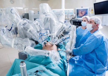 Robotics in Surgery: Innovations and Benefits for Patients and Surgeons