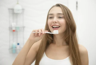 How to Actually Clean Your Teeth to Improve Your Health